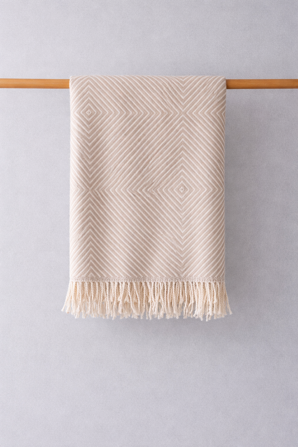 Throw Sakura Taupe
