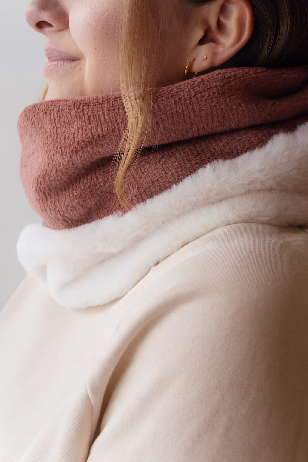 Cuello Alaska Berenjena