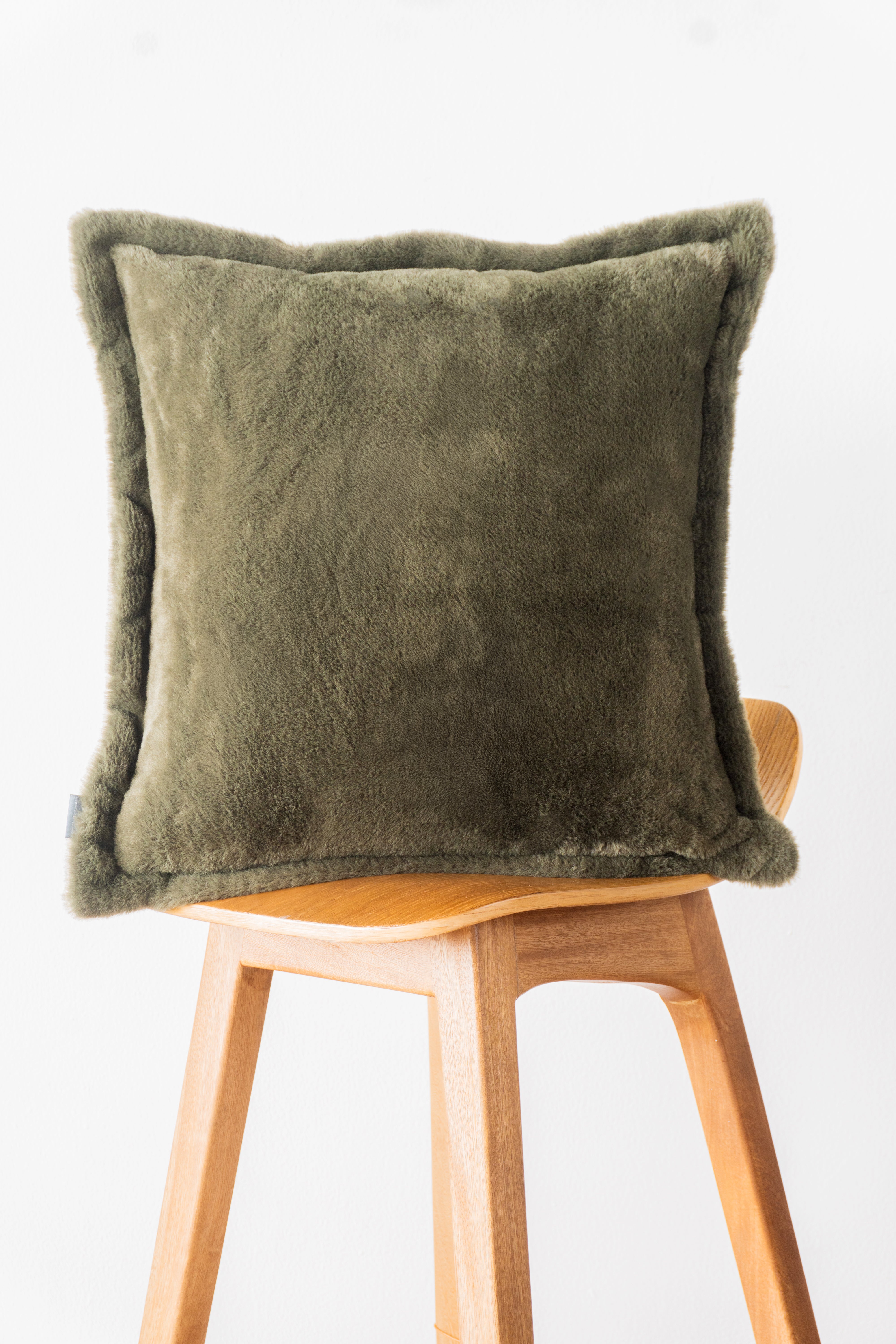 Forro Cojín Bruselas Militar Estandar