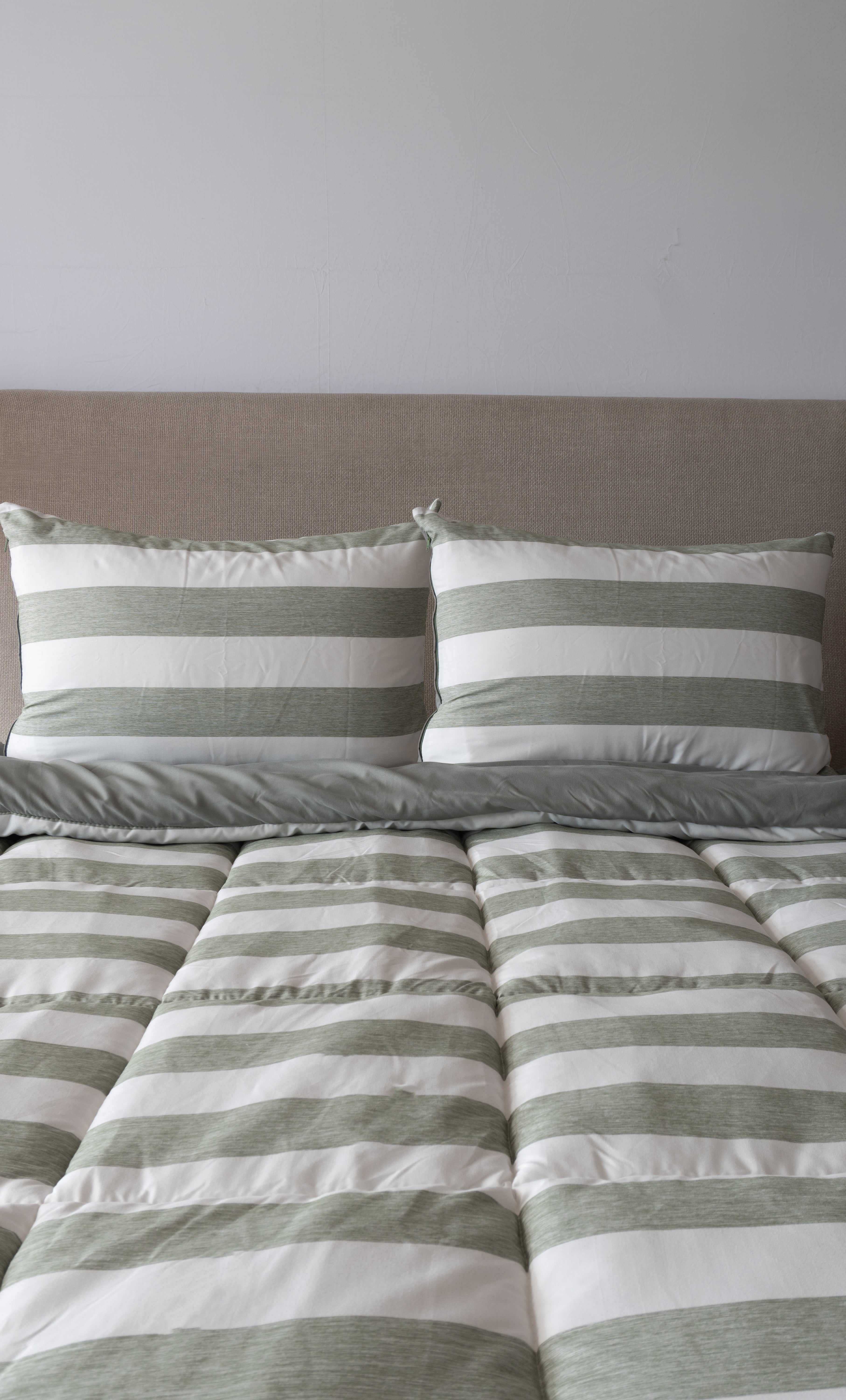 Cubrecama Doblefaz Olivia Oliva