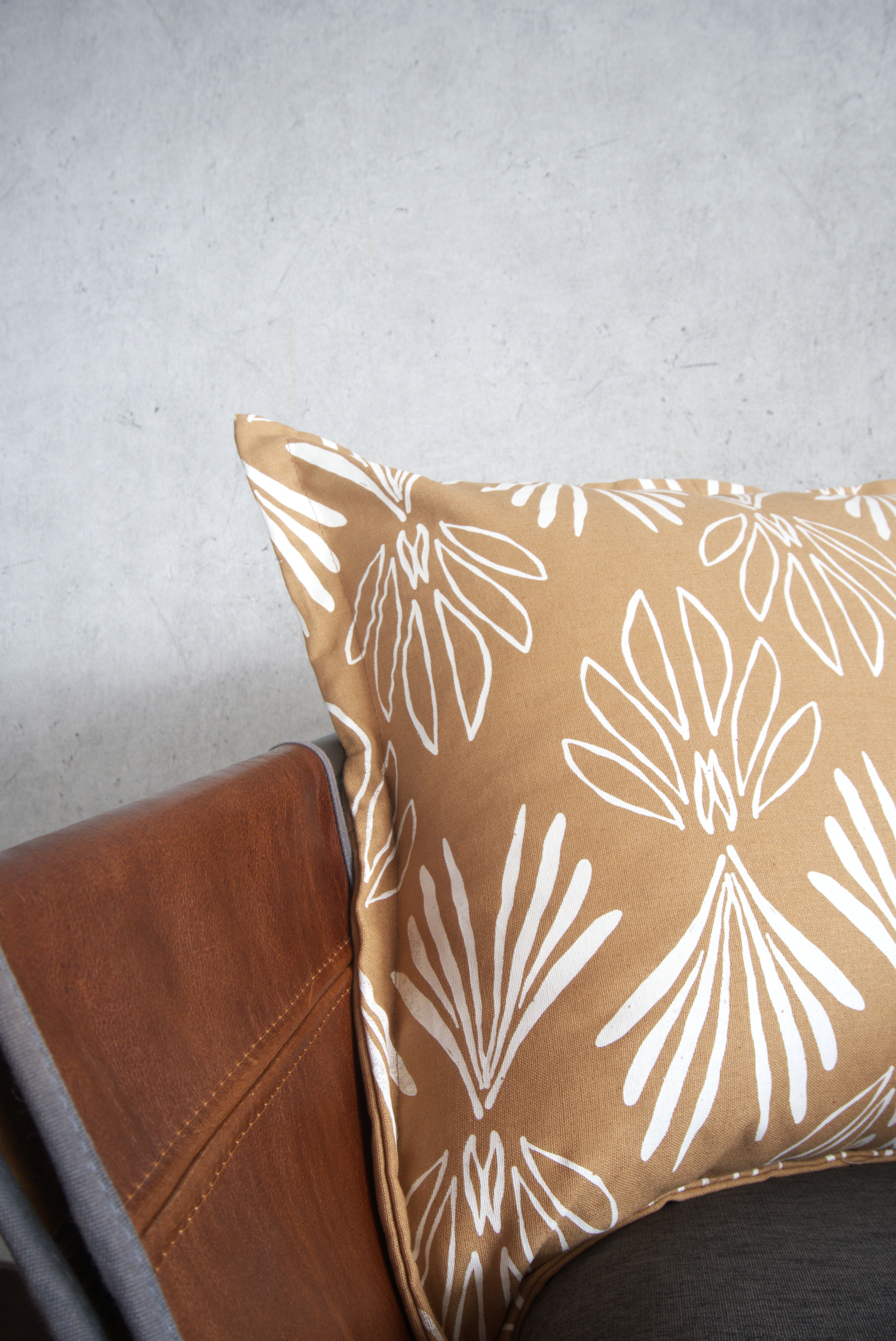 Forro Cojin Cinnamon Taupe Plus