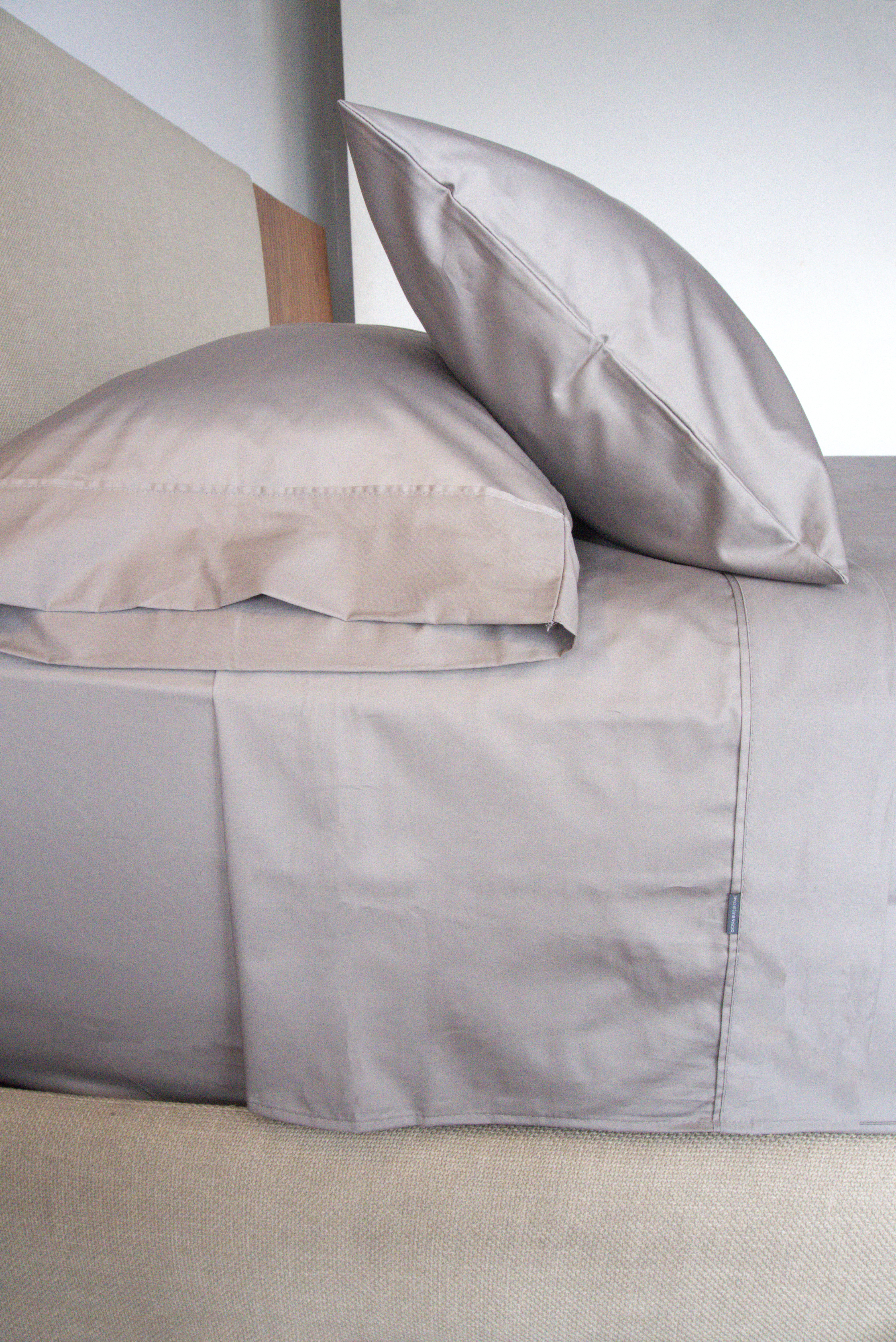 Juego de Sábanas Lux Gris 400 hilos 100% Algodón