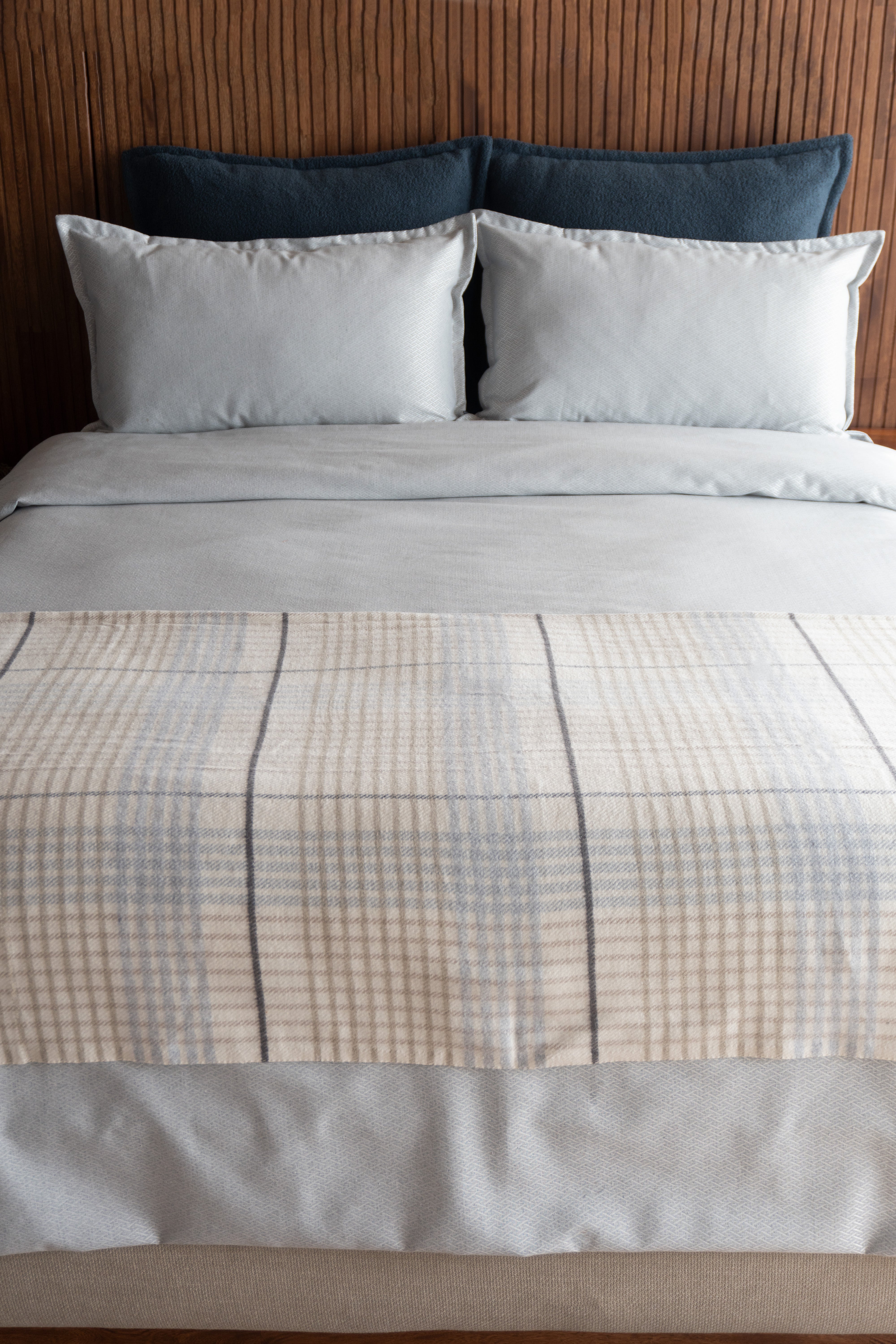 Throw Bolonia Taupe