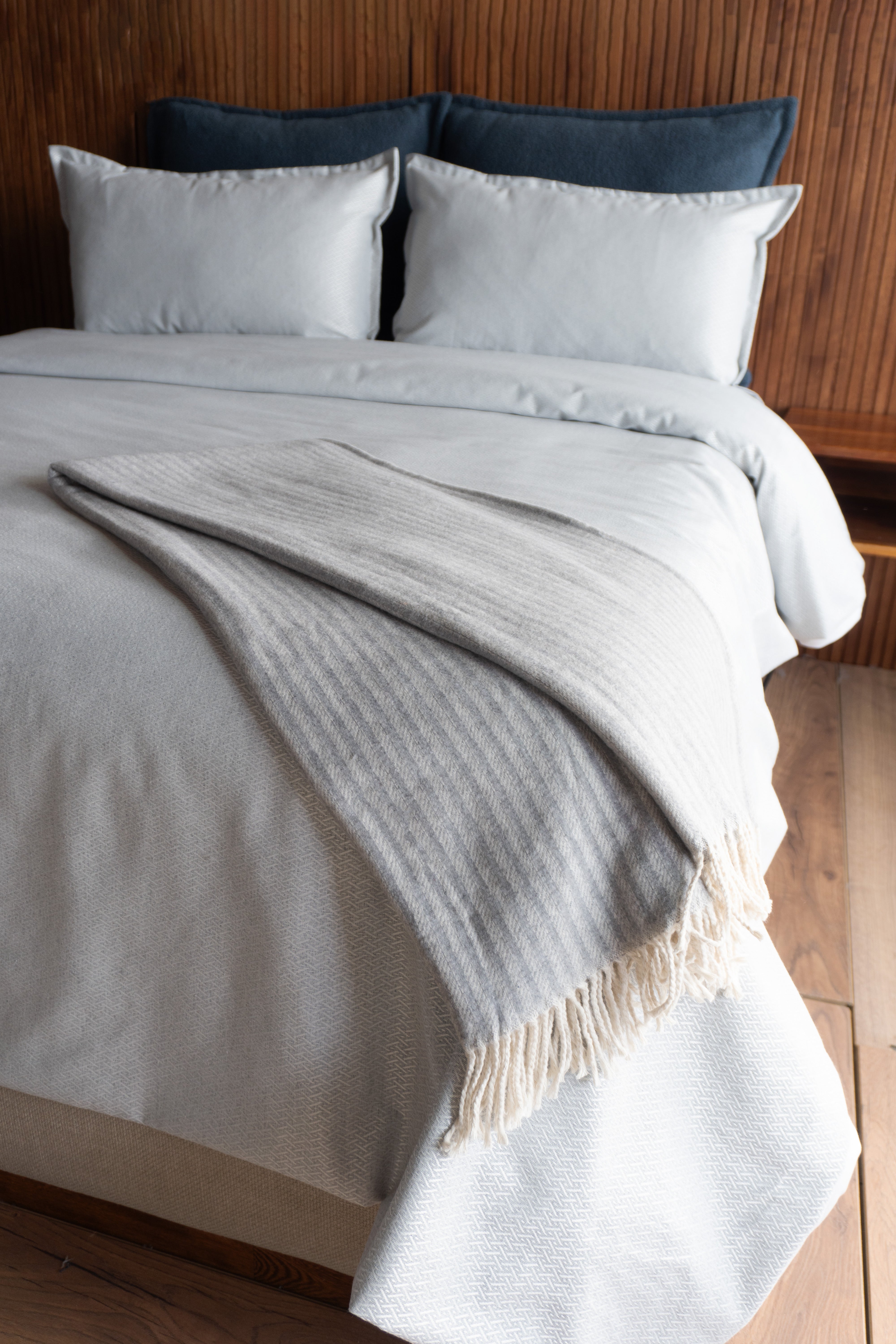 Throw Sicilia Gris