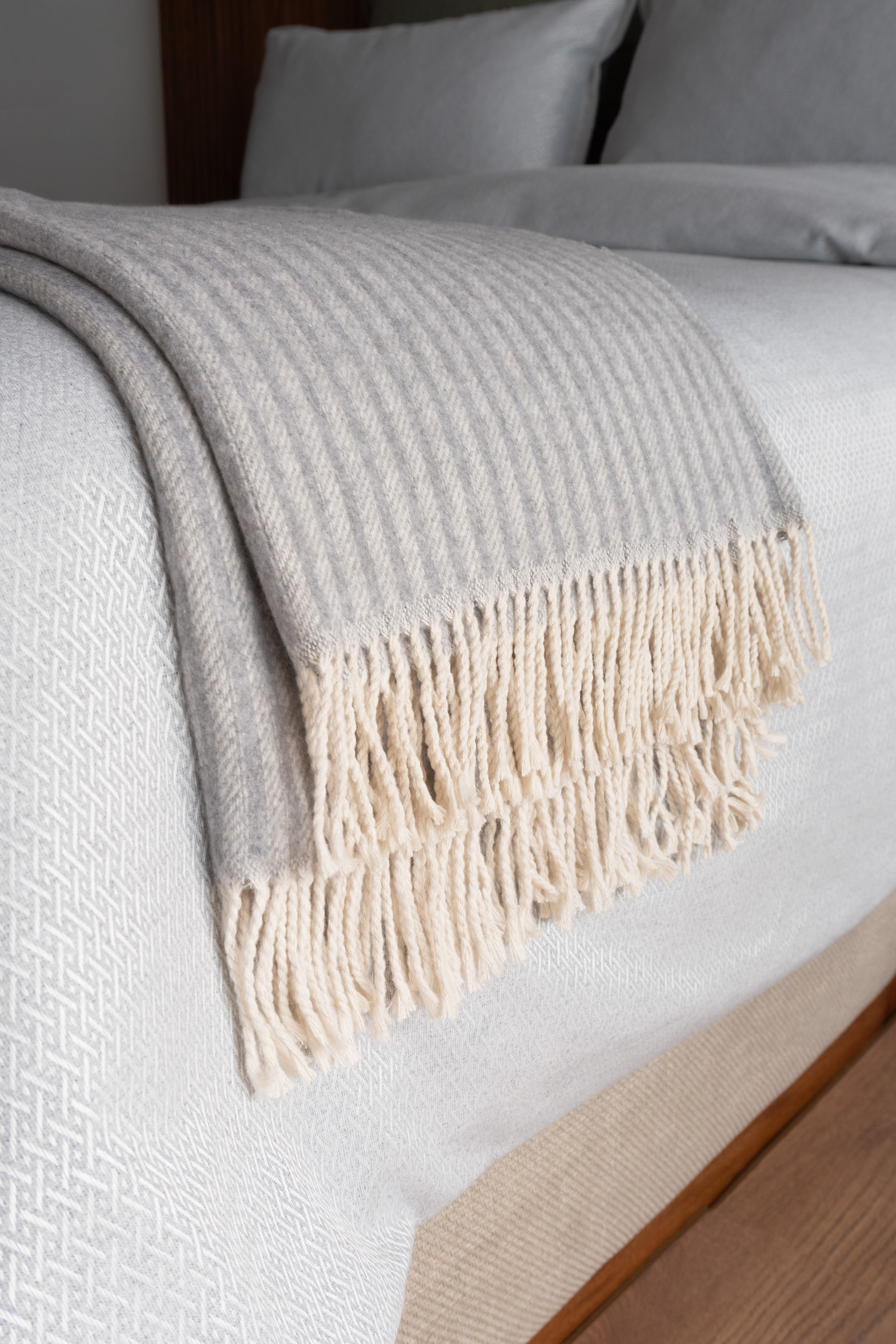 Throw Sicilia Gris