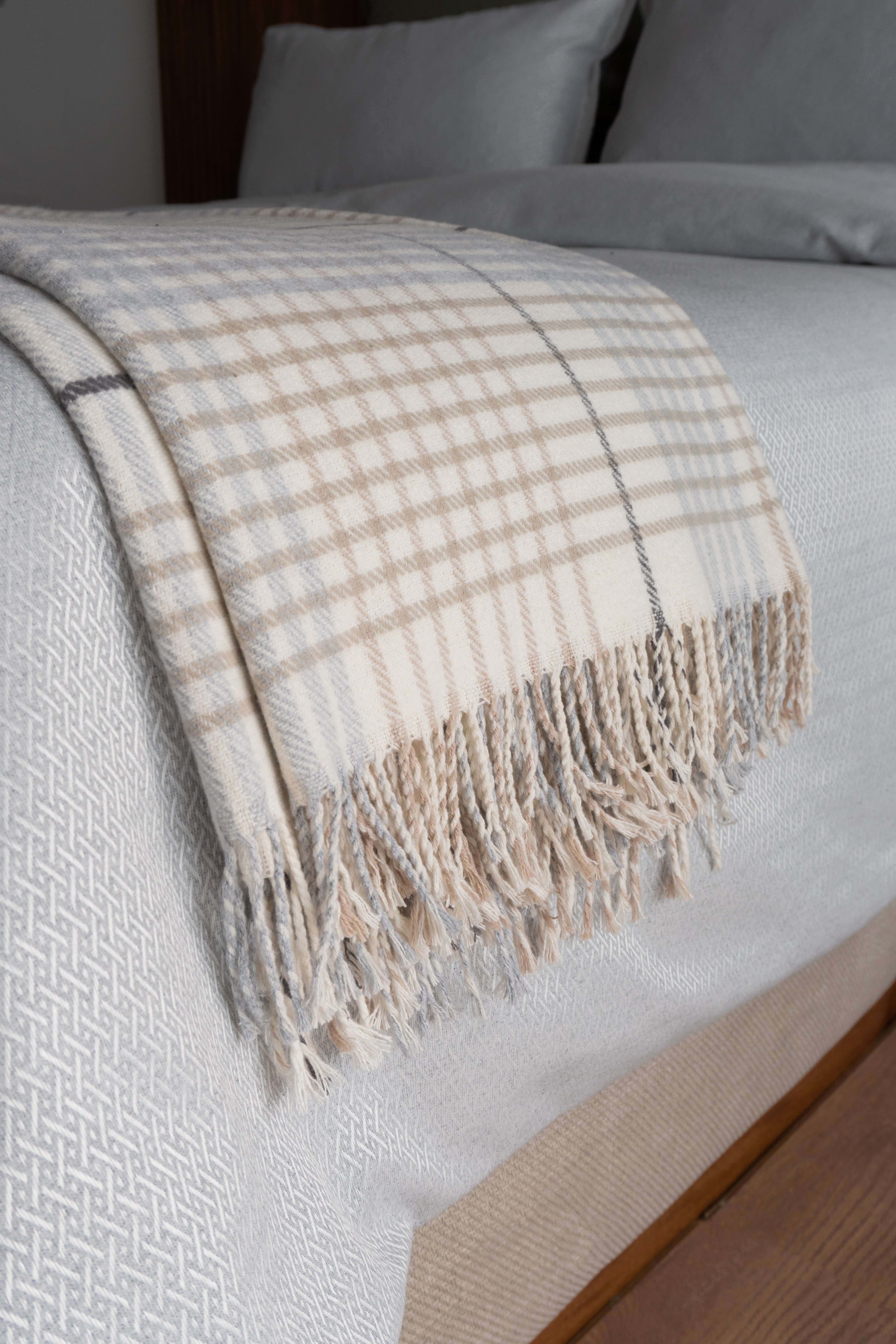 Throw Bolonia Taupe