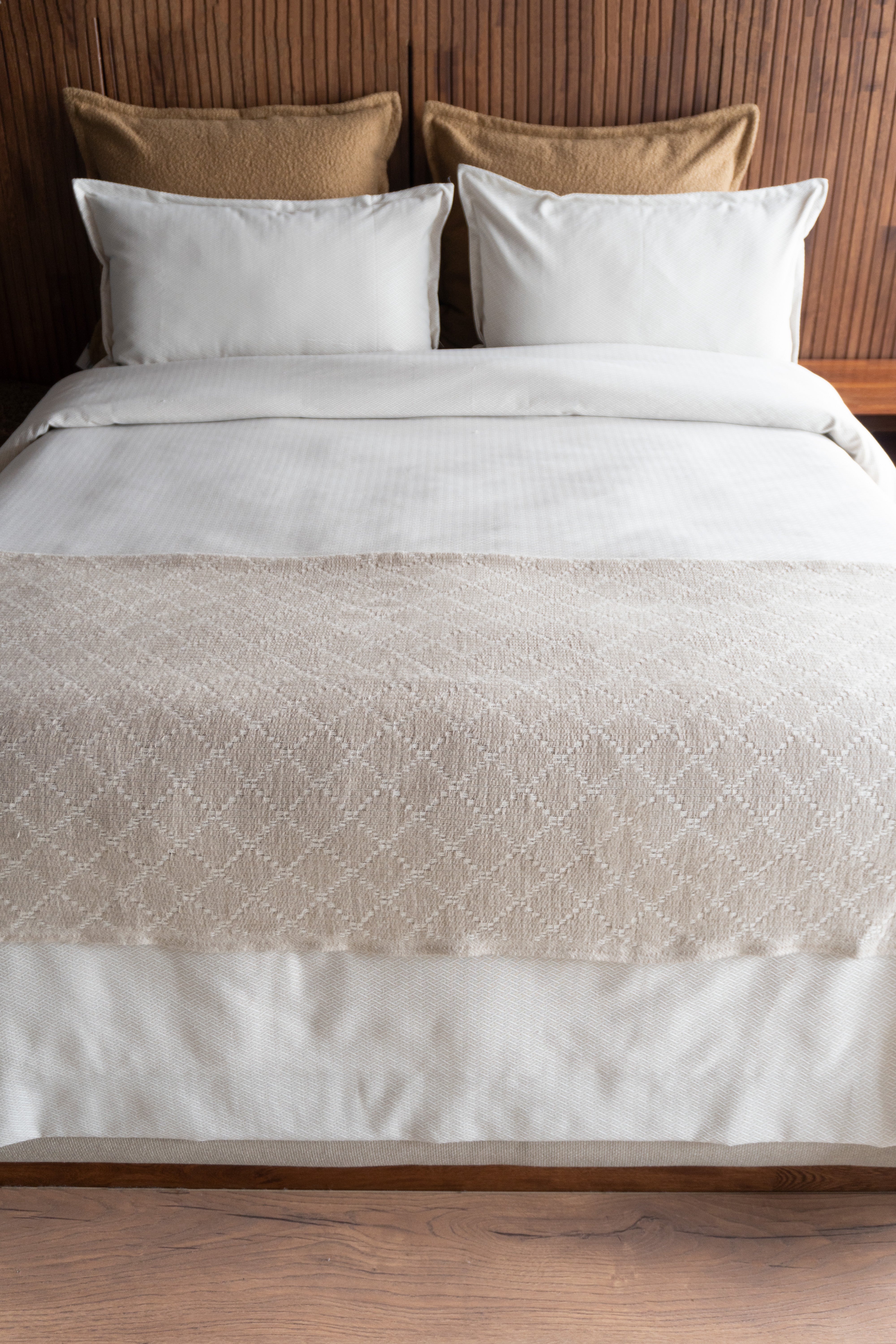 Throw Venecia Taupe