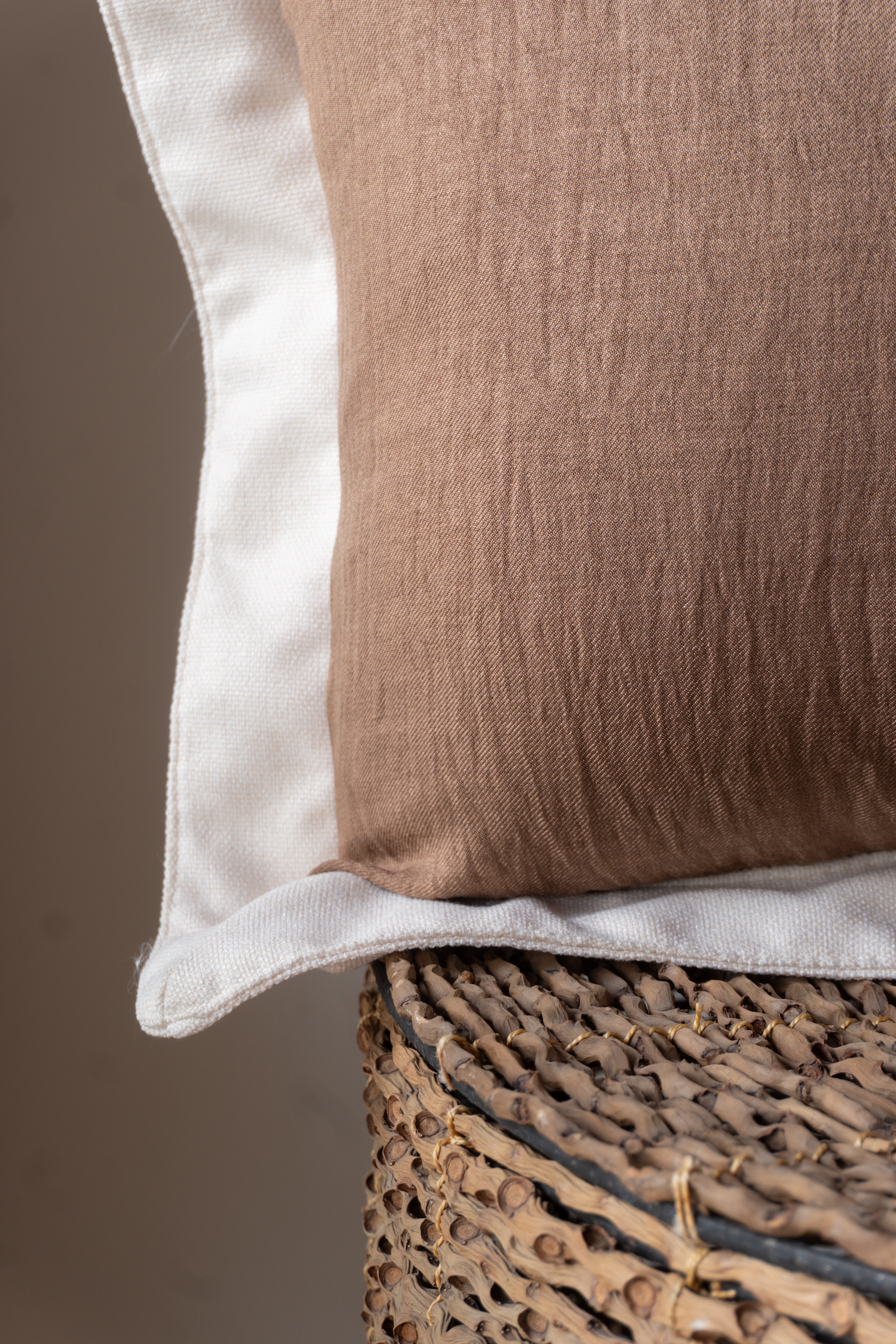 Forro Cojin Melbourne Café Riñonero