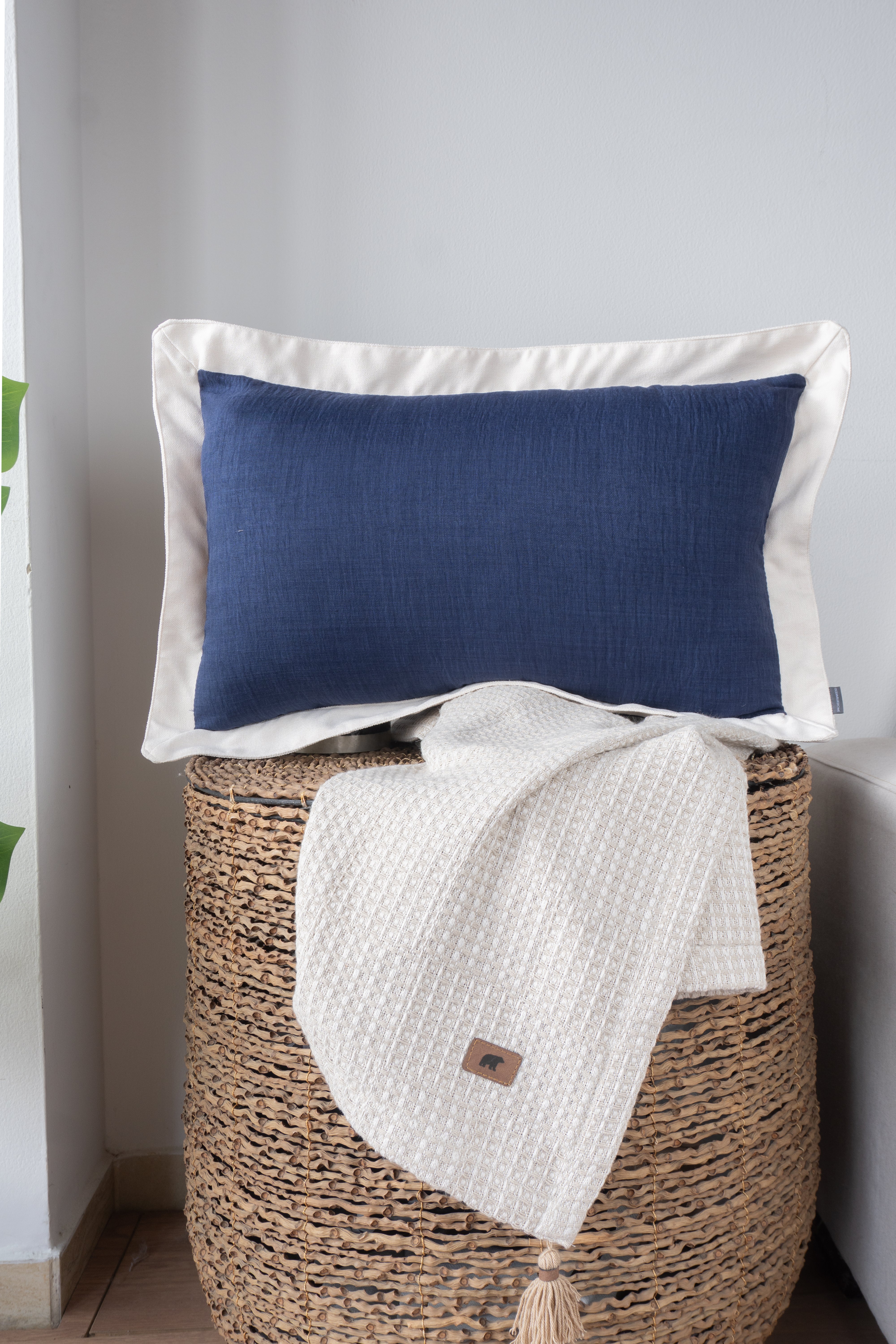 Forro Cojin Melbourne Navy Riñonero