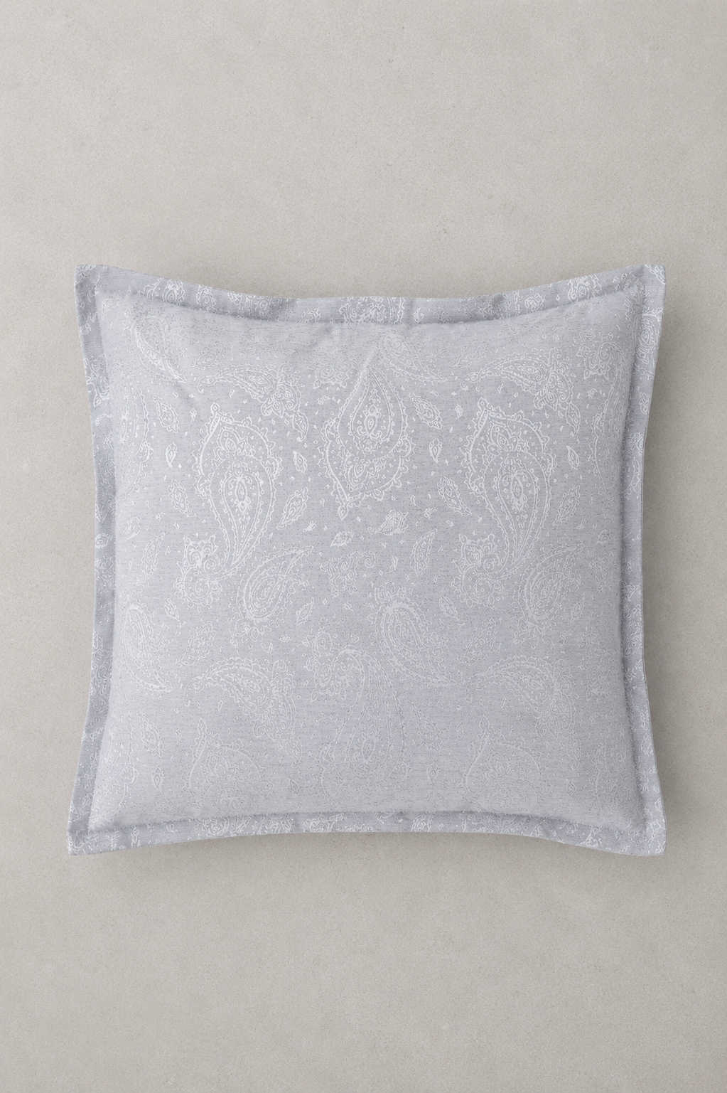 Forro Cojin Liam Gris 55x55