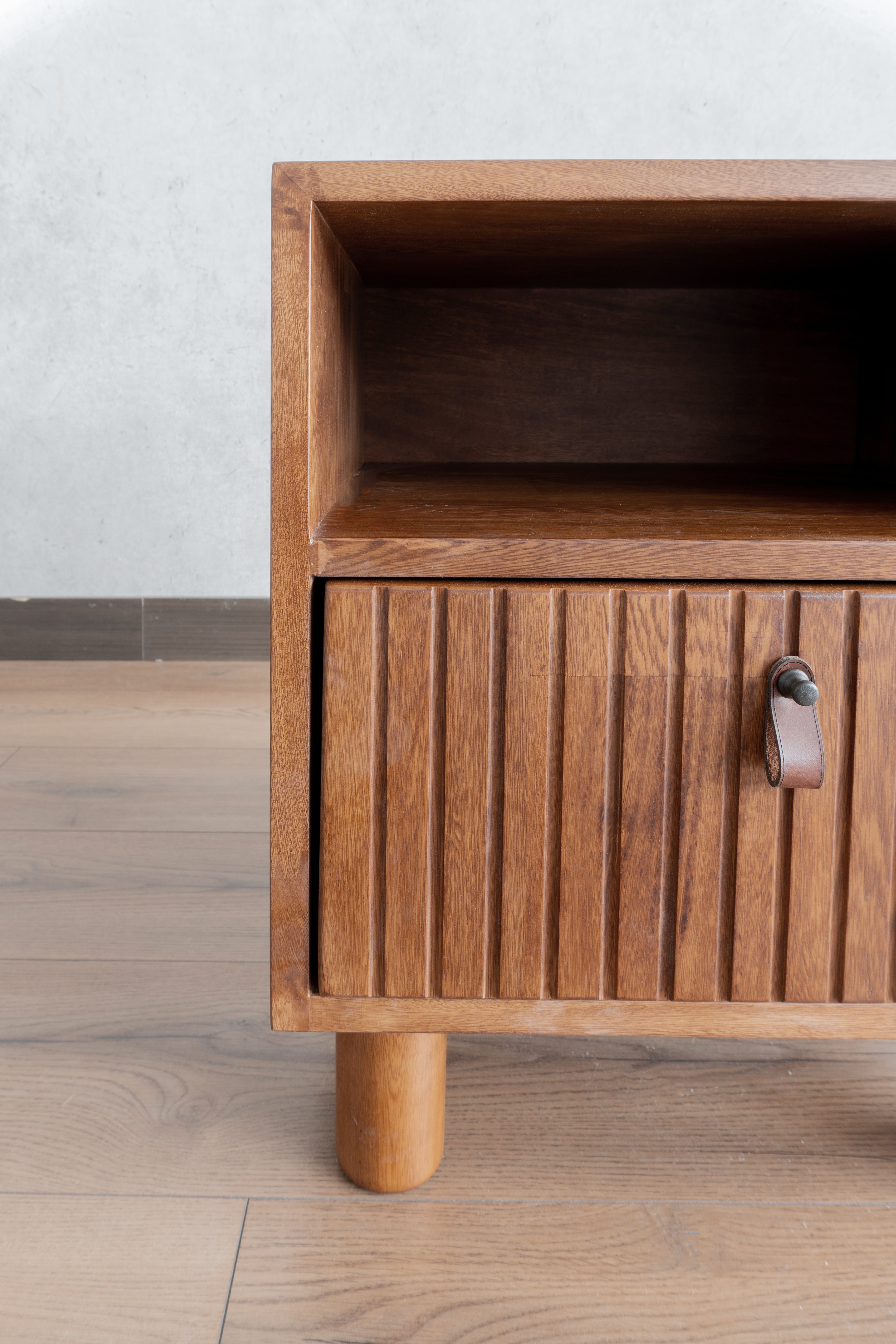 Mesa de Noche Milán