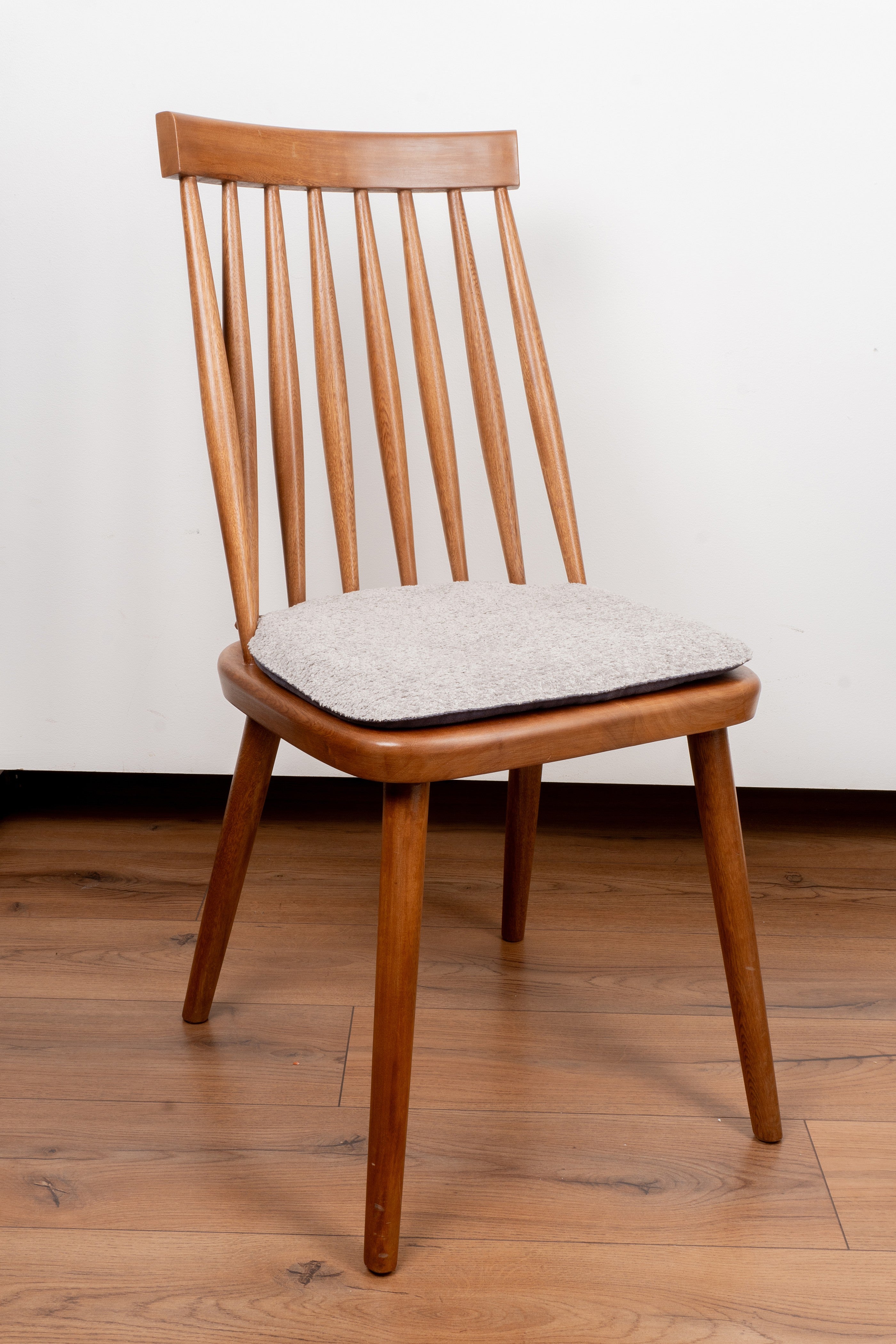 Silla Lucca