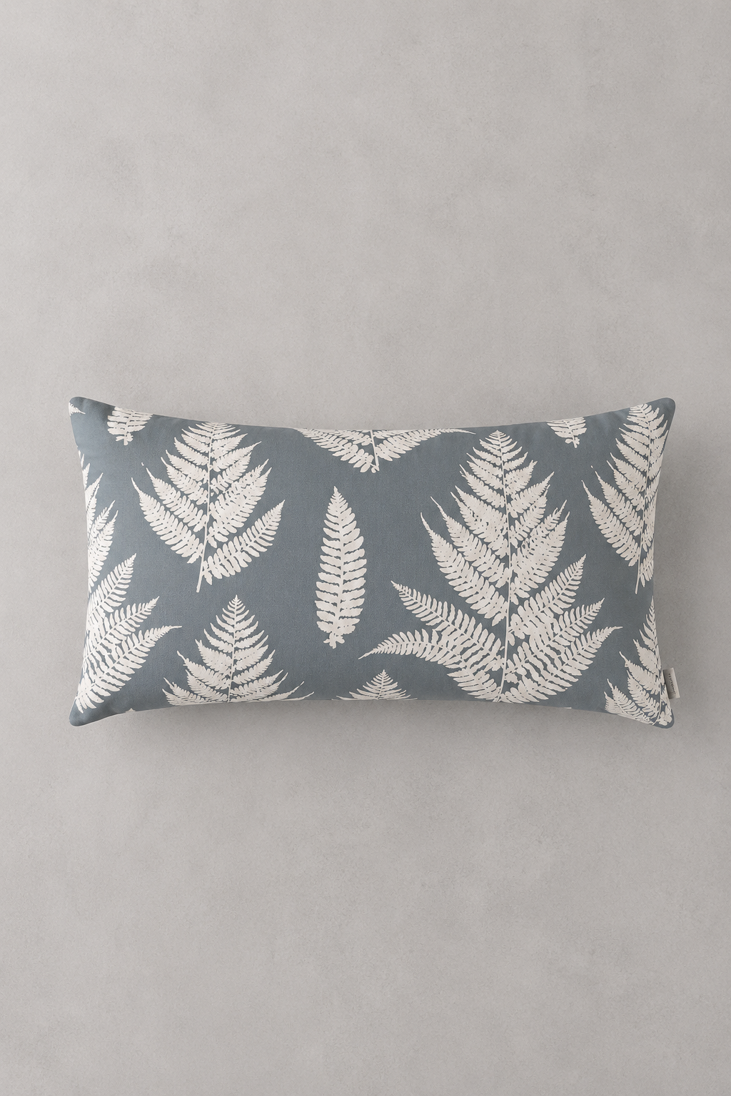 Cojin Palmeta Gris 70x35