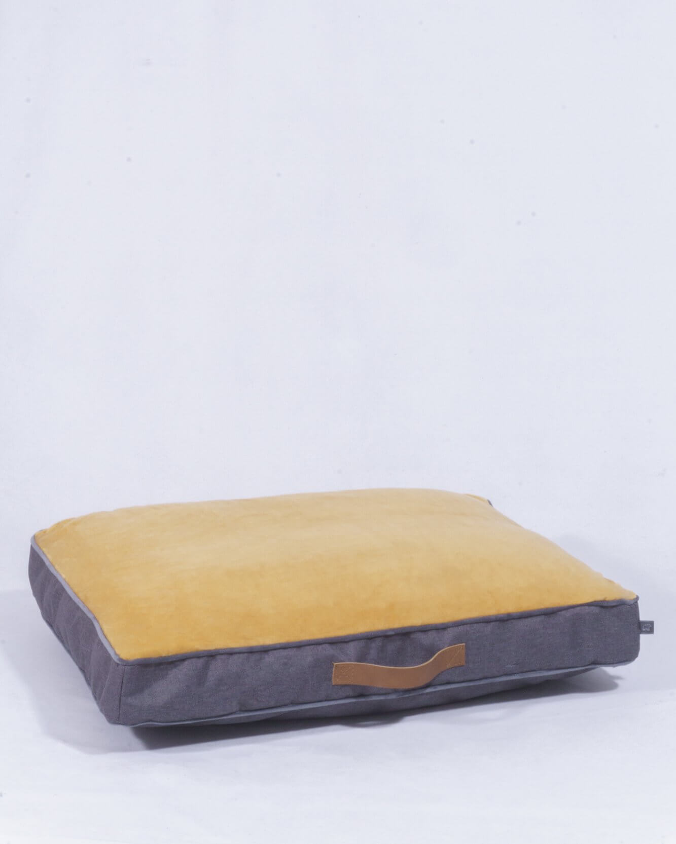 Cama Bruno Mostaza - Ocean Blue Home