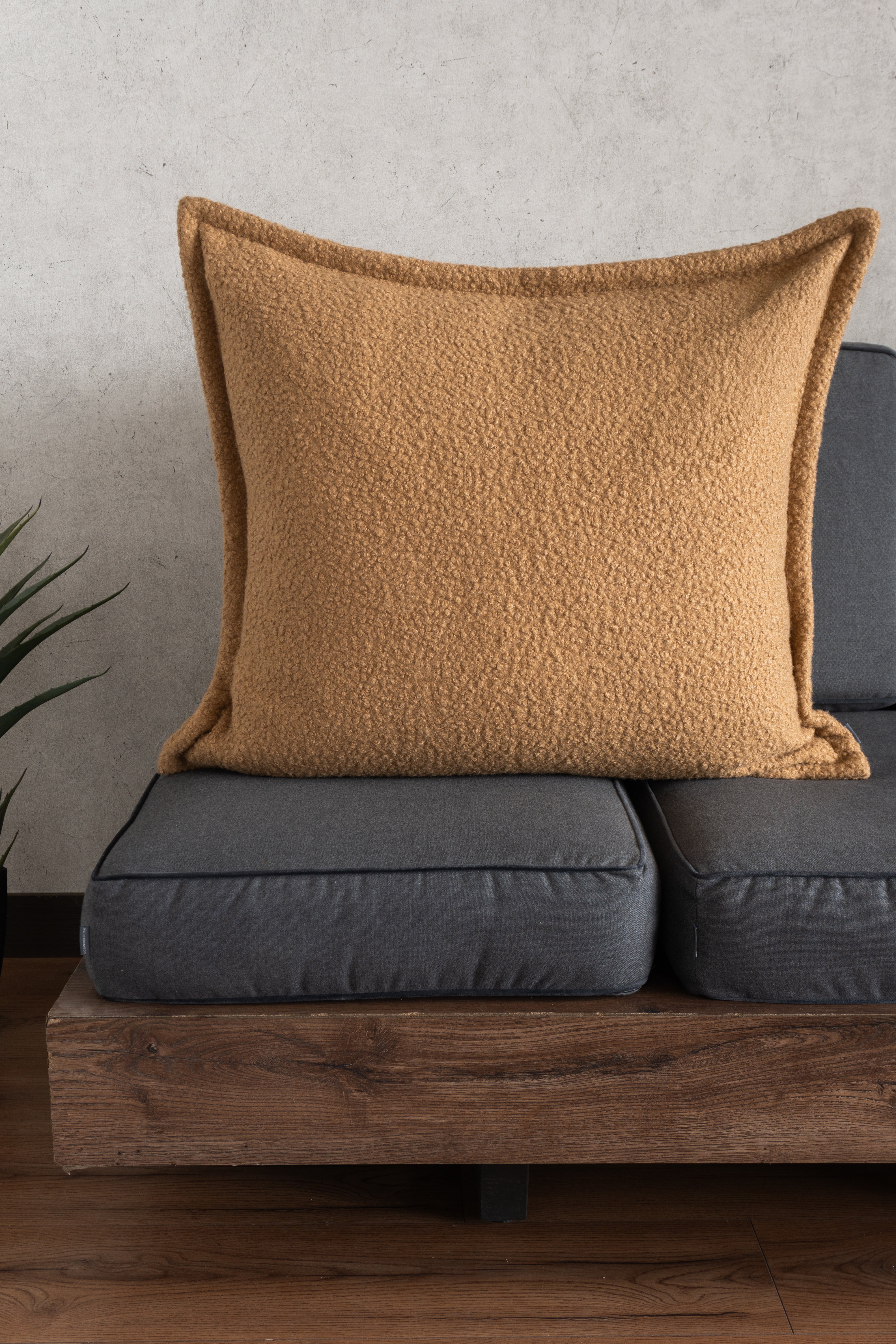 Forro Cojin Fuzy Taupe Euro