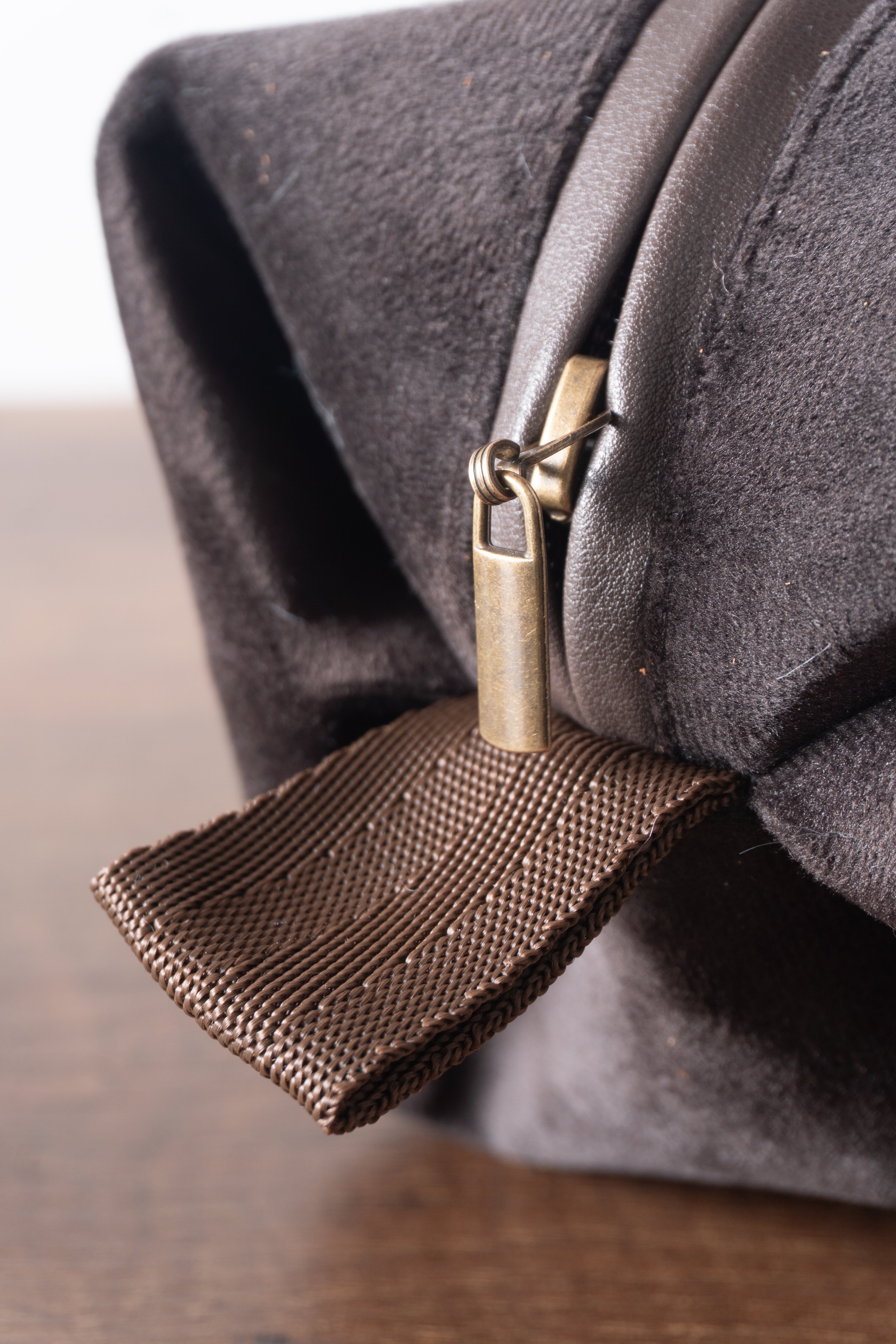 Organizador Enzo Marrón