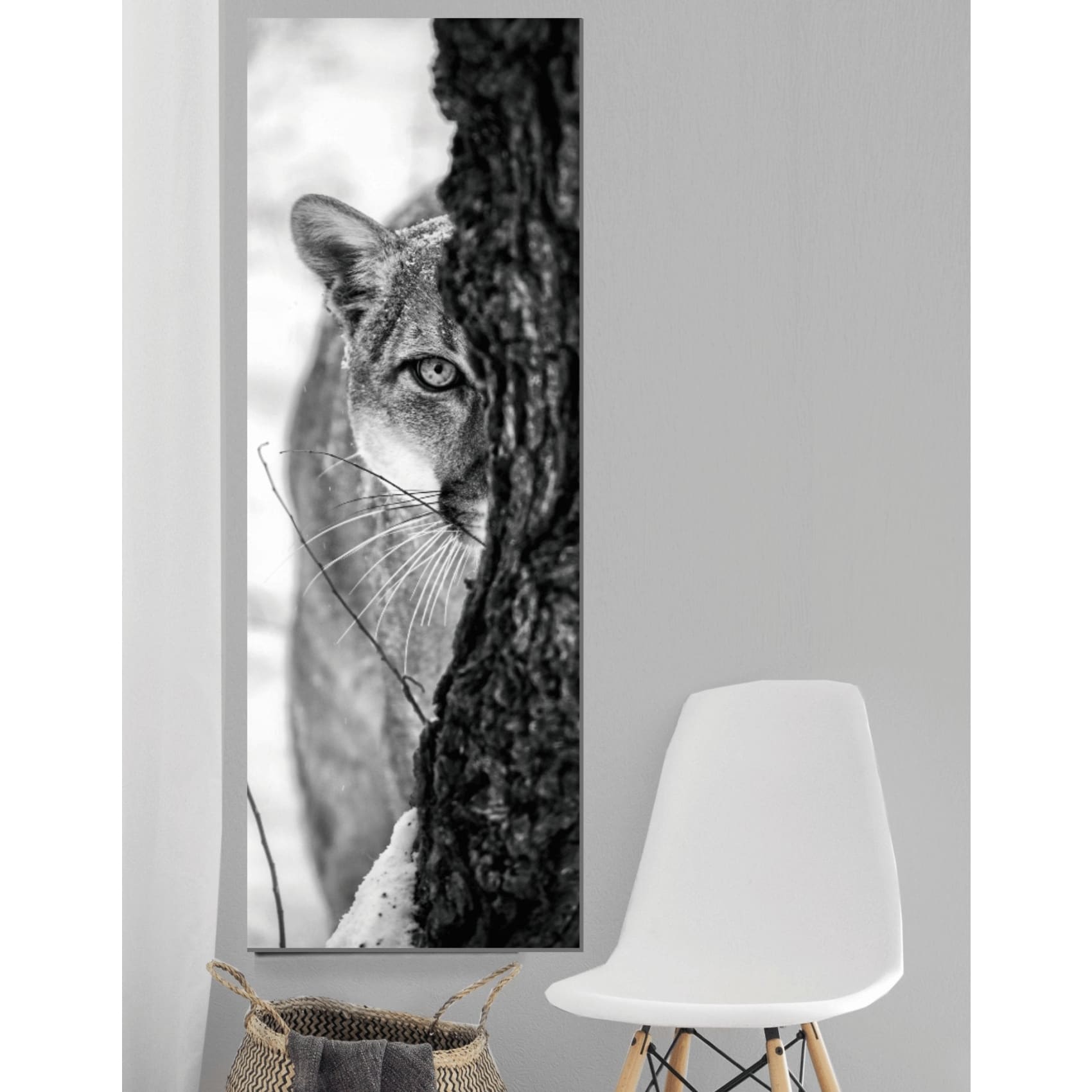 Striking Cuadro Puma wall art featuring a vibrant, high-quality digital print of a puma with sharp details on premium canvas.