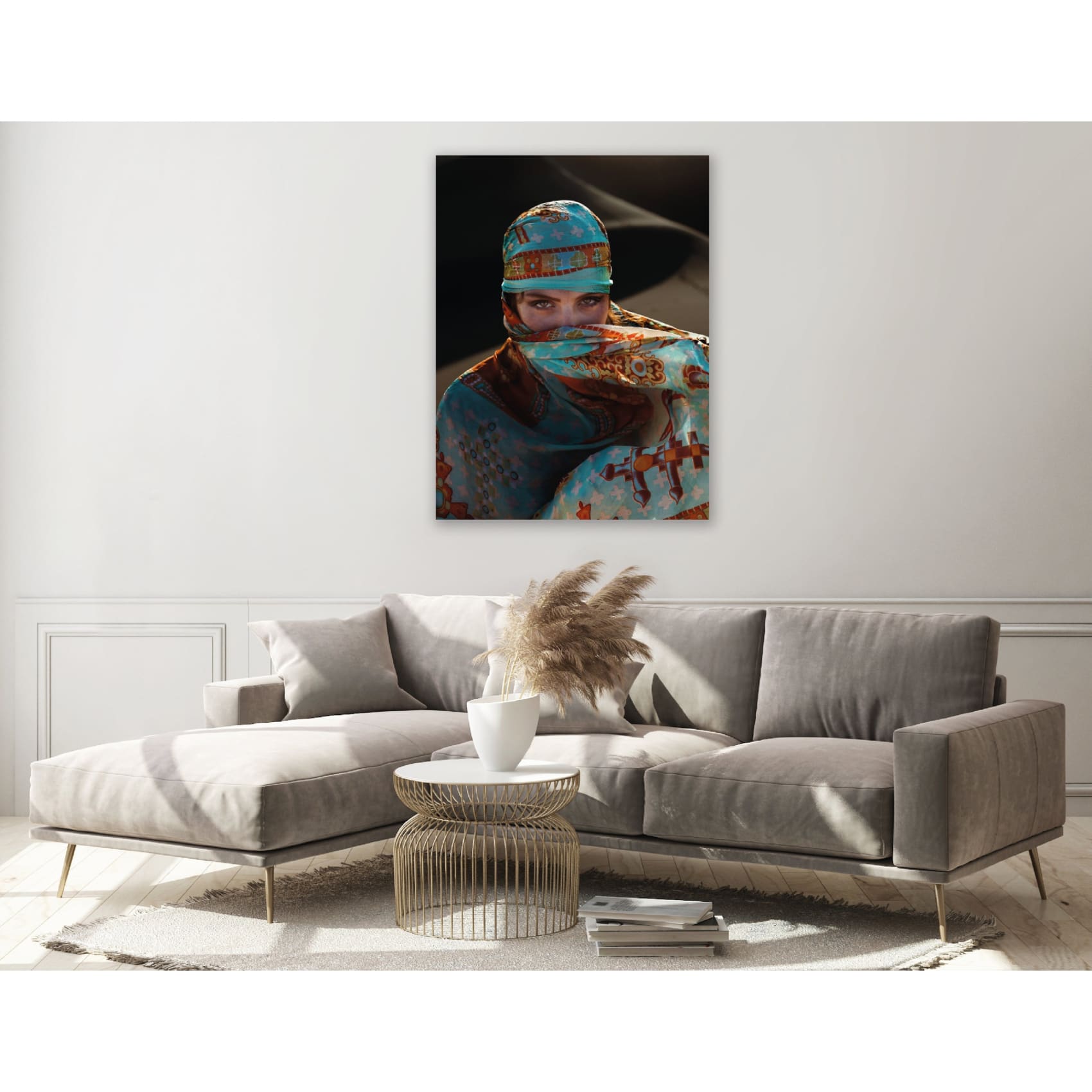 Stunning Cuadro Qatar wall art featuring vibrant colors and sharp details, printed on high-quality canvas for elegant home decor.