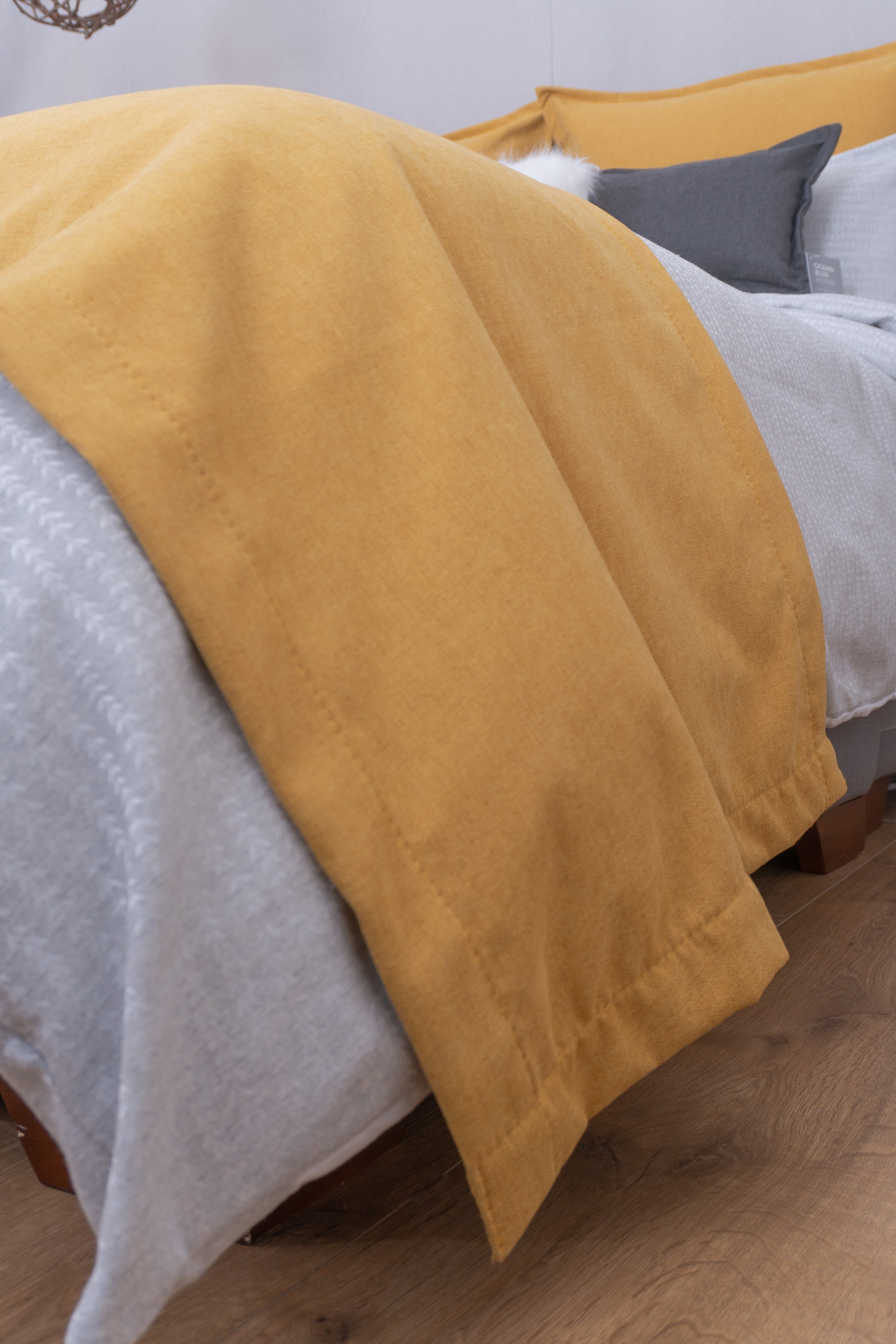 Pie de Cama Ari Mostaza - King/Xking