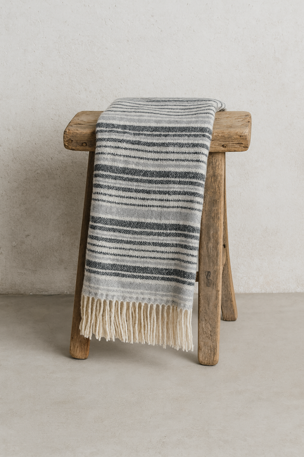 Throw Turin Gris