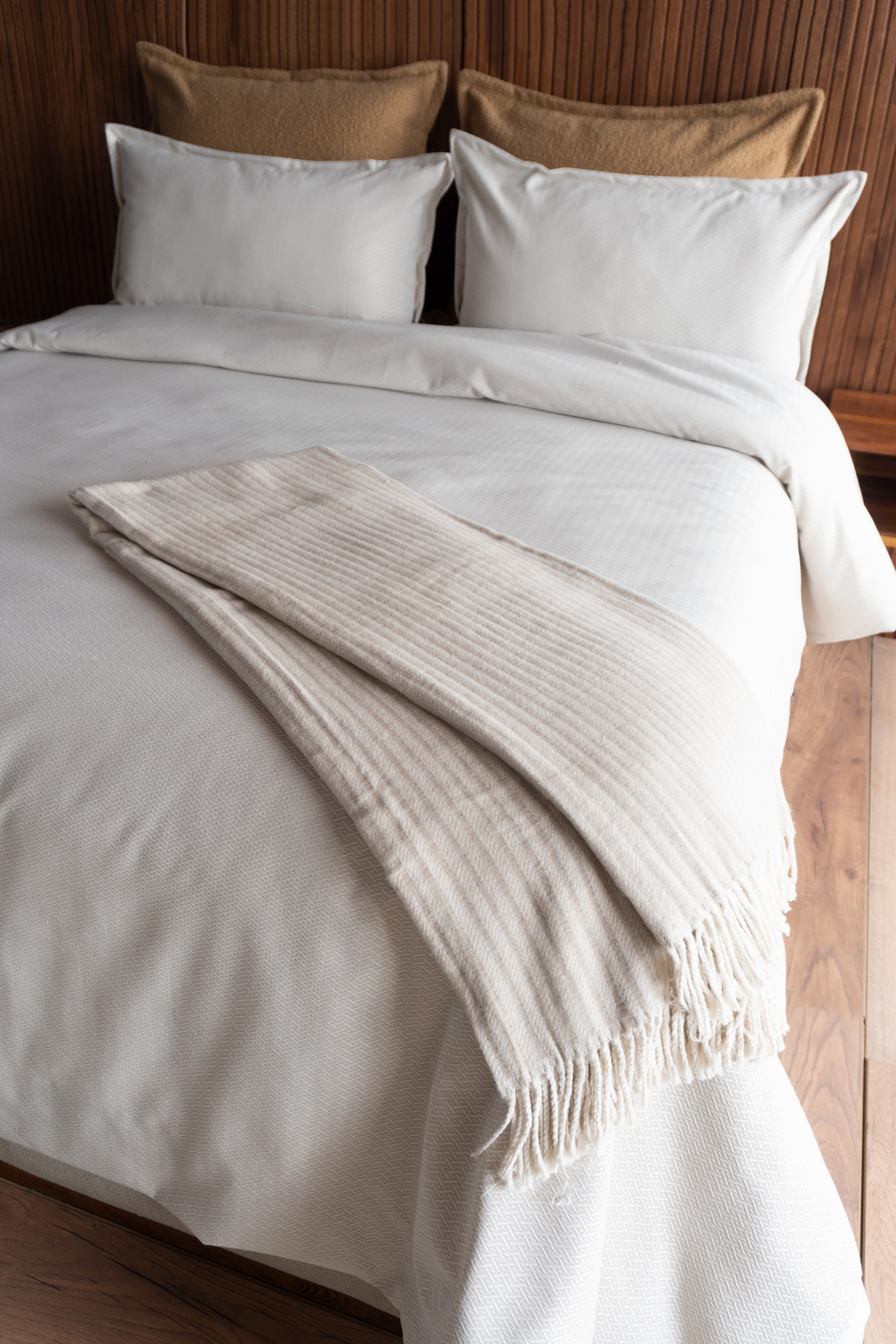 Throw Sicilia Taupe