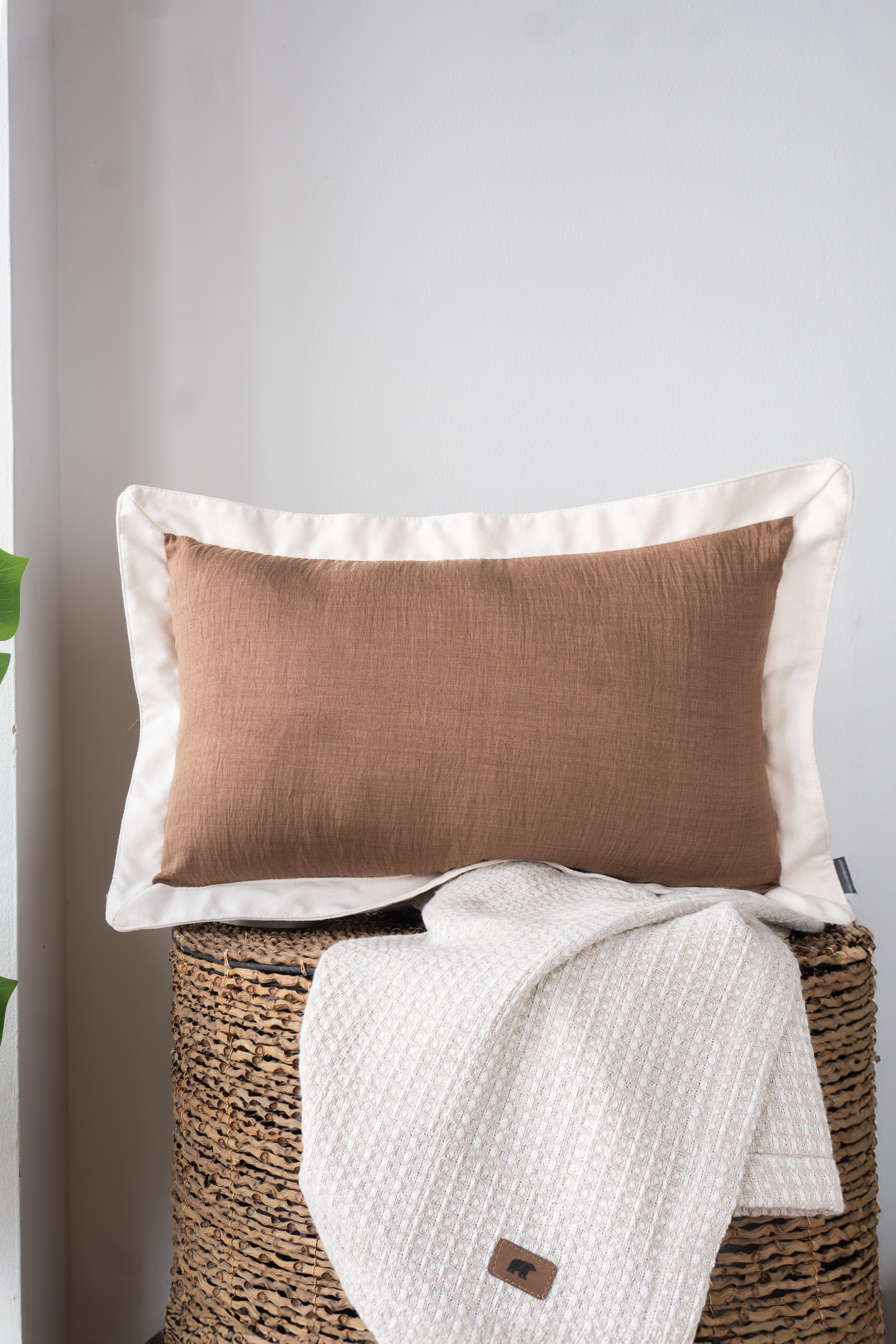 Forro Cojin Melbourne Café Riñonero