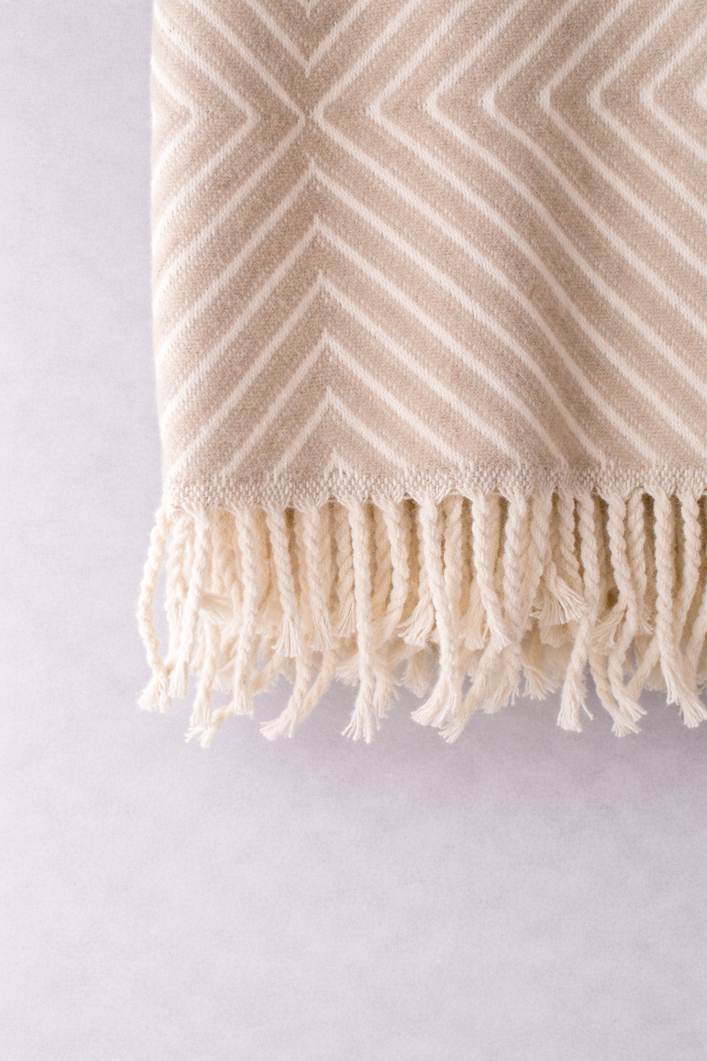 Throw Sakura Taupe