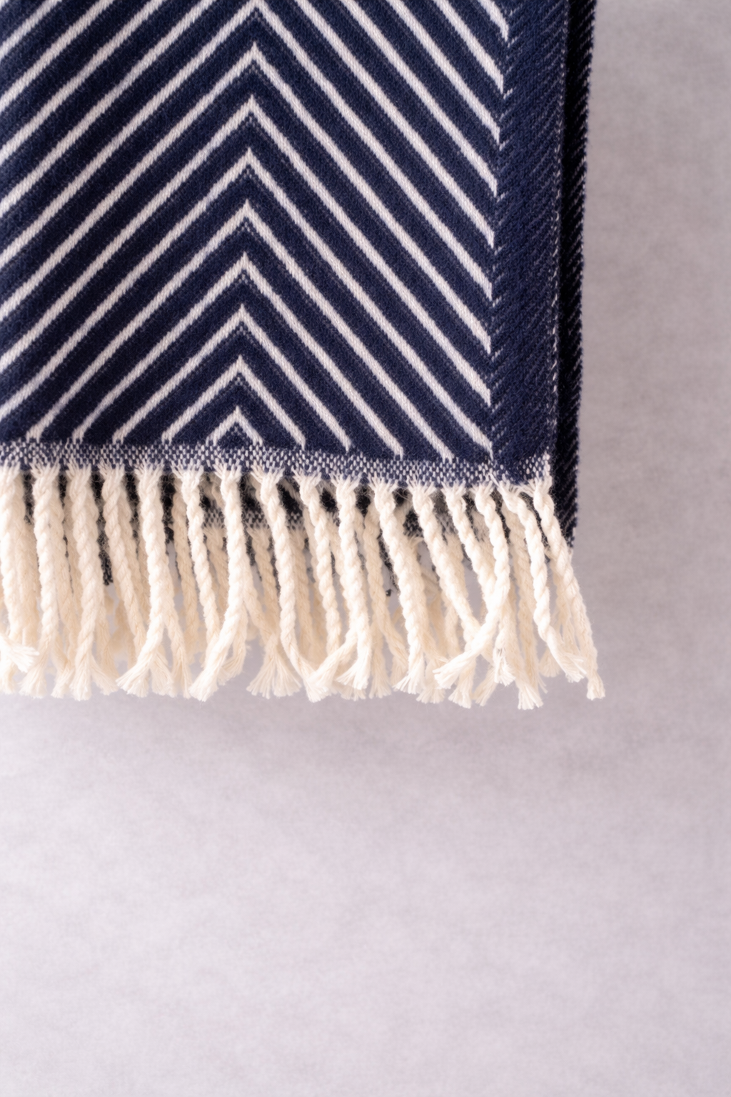 Throw Sakura Navy